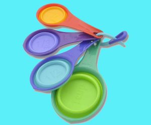 collapsible measuring cups